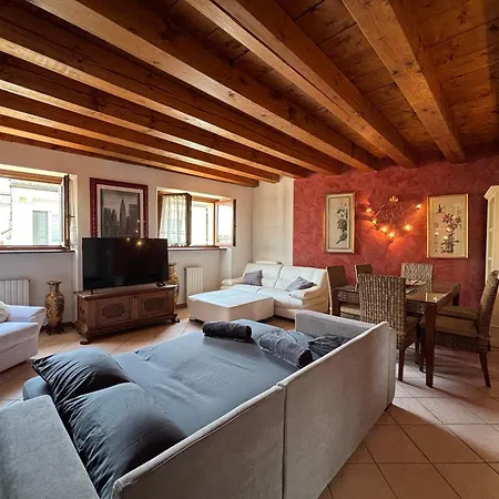 Apartament Prestigioso Duplex A Due Passi Dall'arena Werona