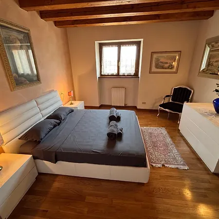 Apartament Prestigioso Duplex A Due Passi Dall'arena *