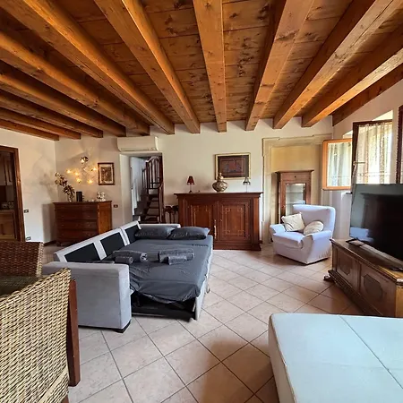 Prestigioso Duplex A Due Passi Dall'arena 아파트