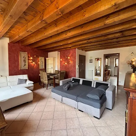 Apartament Prestigioso Duplex A Due Passi Dall'arena